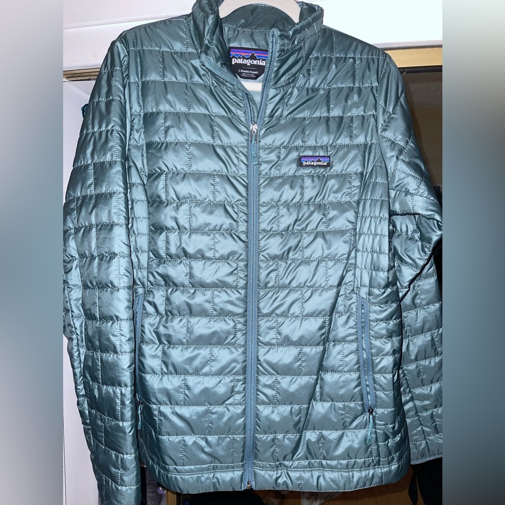 Patagonia muted green nano puff jacket